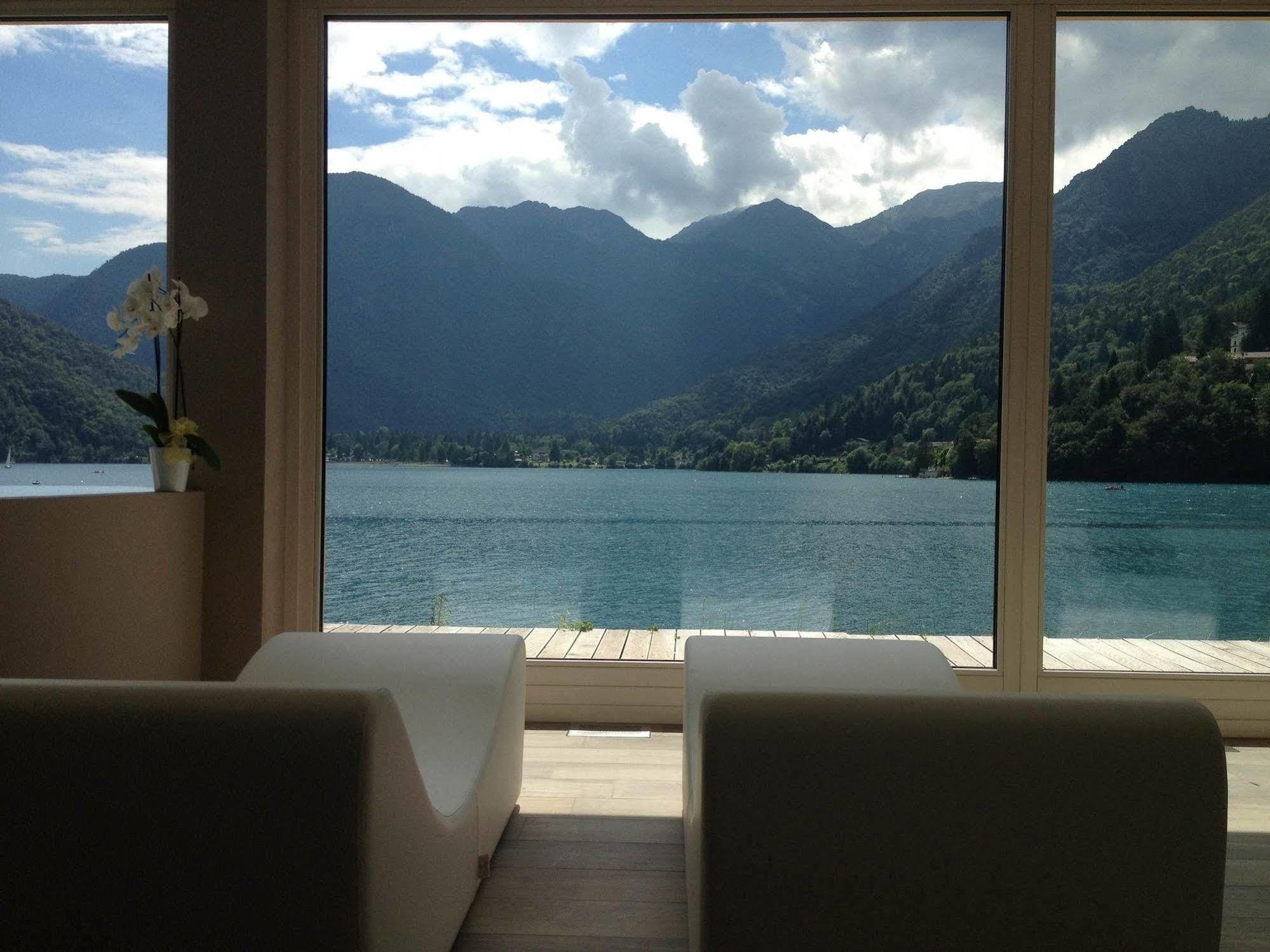 Albergo Mezzolago Exteriér fotografie