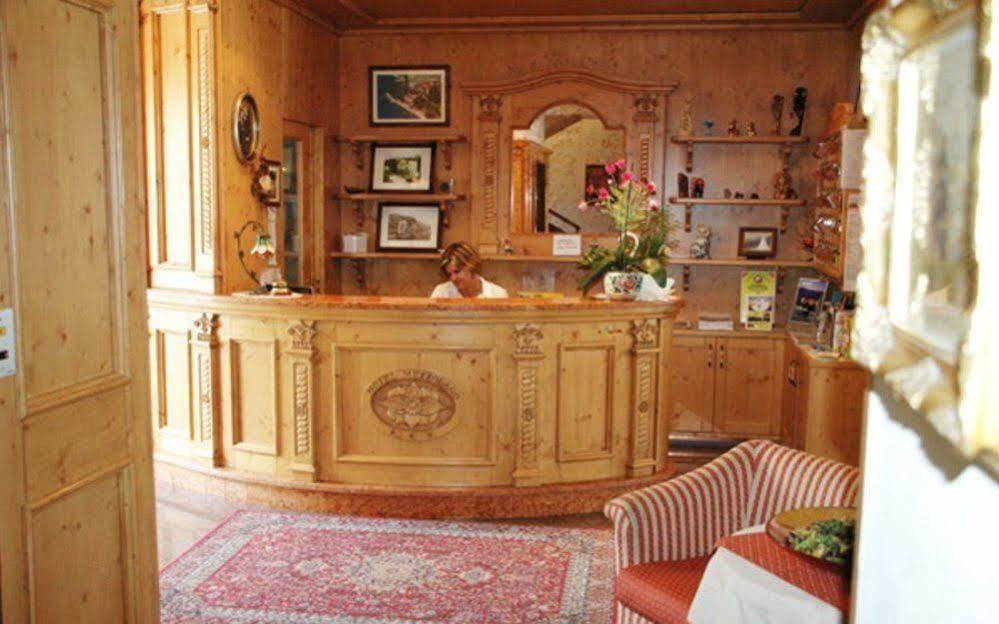 Albergo Mezzolago Exteriér fotografie