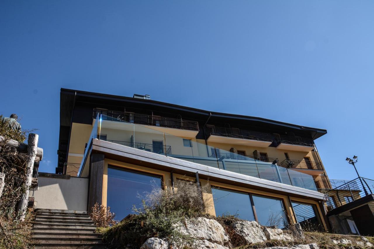 Albergo Mezzolago Exteriér fotografie