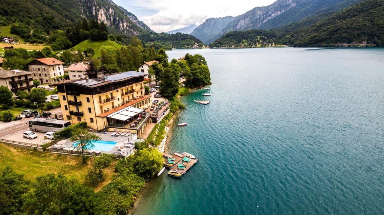 Albergo Mezzolago Exteriér fotografie